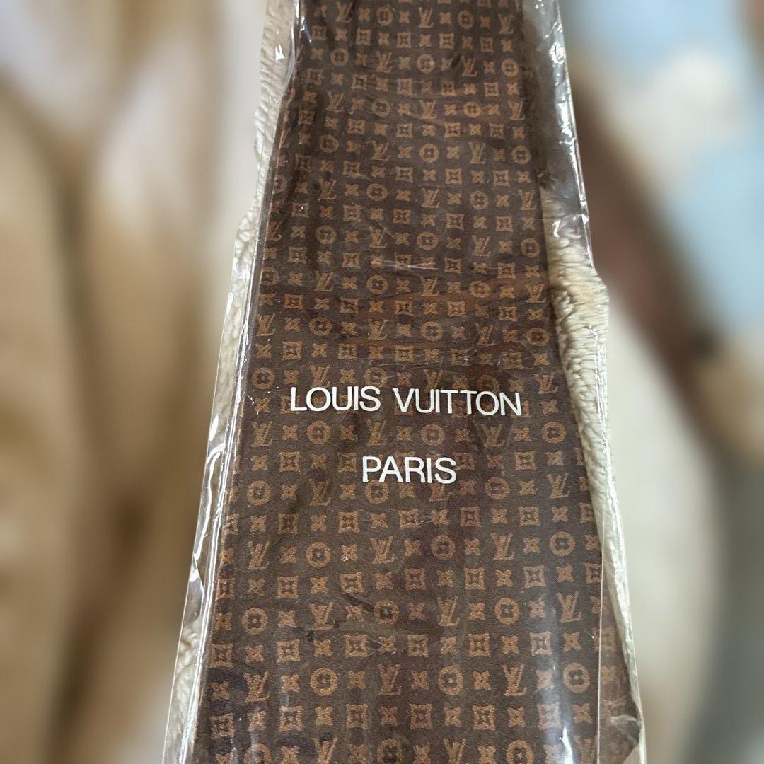 LOUIS VUITTON ブラウンネクタイ