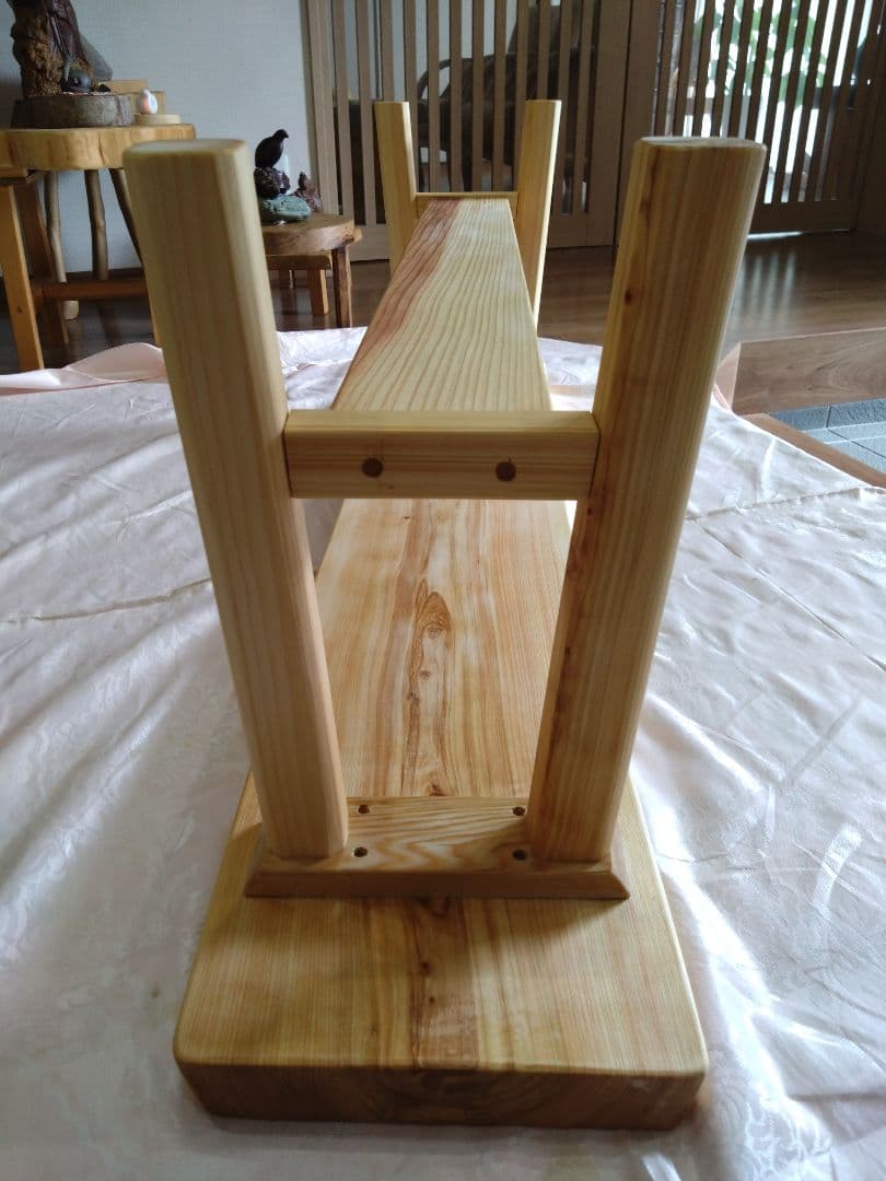 檜のベンチ（81）　タカになります❕耳付き、節無し