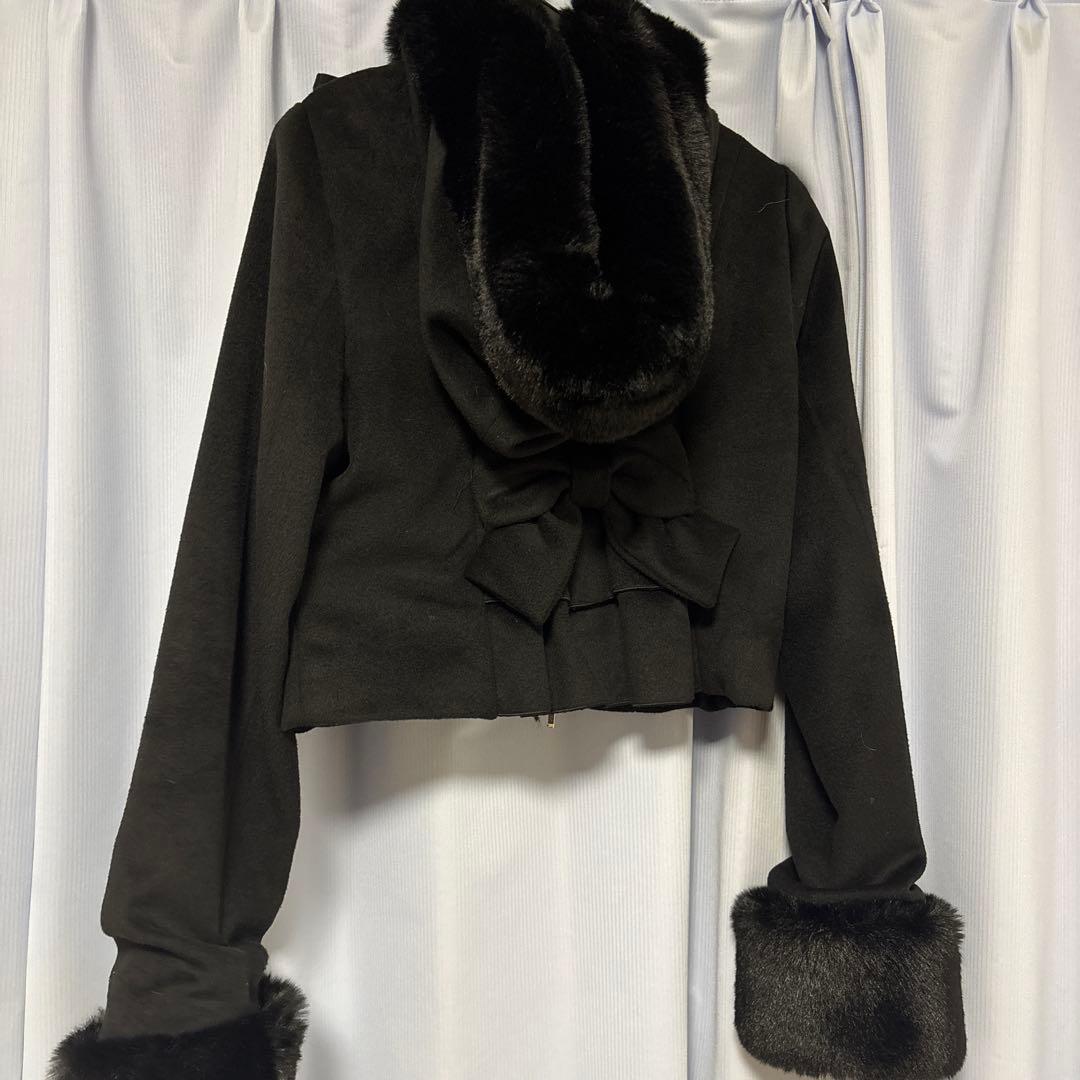 NOEMIE ノエミー ヨークフリルドーリーショートコート 黒