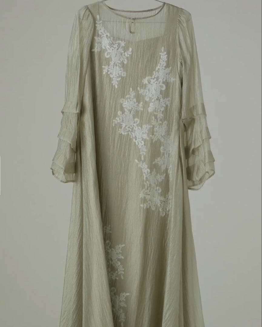 【niana】シアーAラインワンピース　マタニティドレス