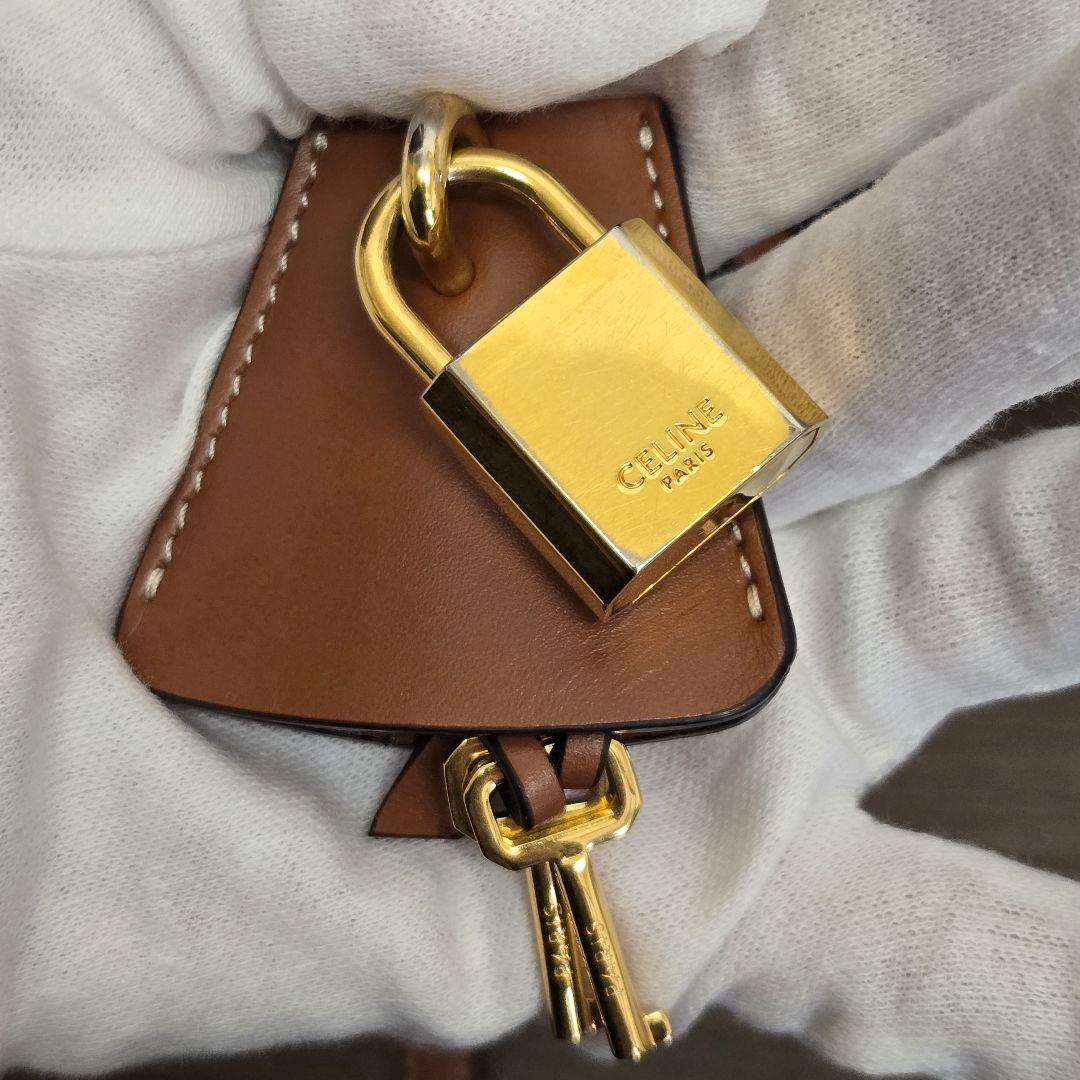 美品✨セリーヌ トリオンフ ミニ ホリゾンタルカバ 2WAY ハンドバッグ