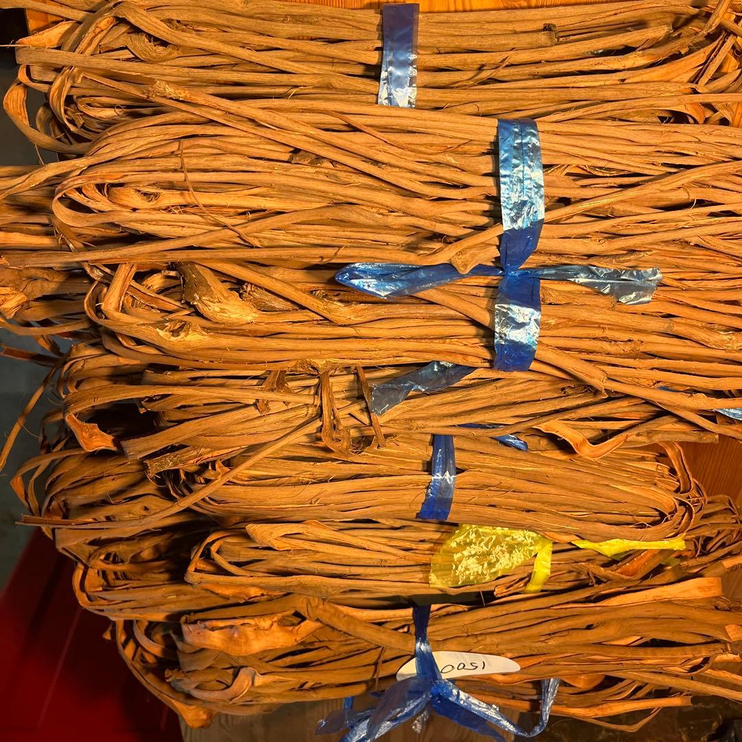 山葡萄の蔓　S級品 1500g かごバック材料