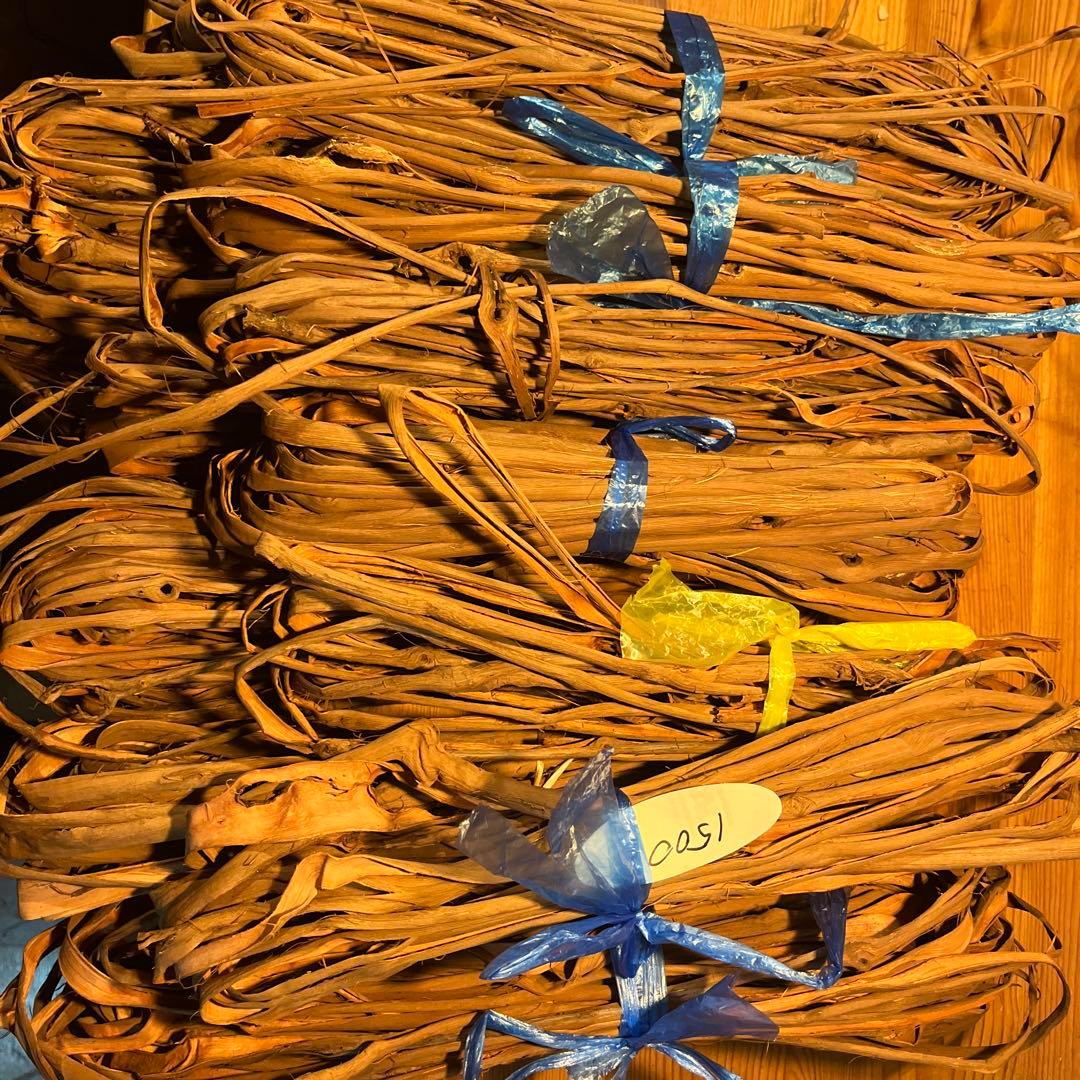 山葡萄の蔓　S級品 1500g かごバック材料