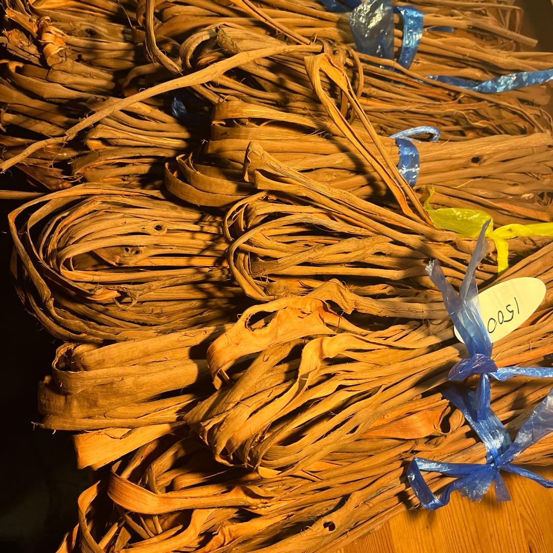 山葡萄の蔓　S級品 1500g かごバック材料