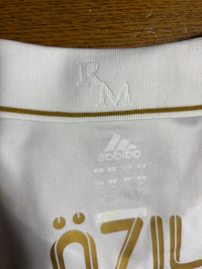 REAL MADRID ÖZIL 10番 シャツ