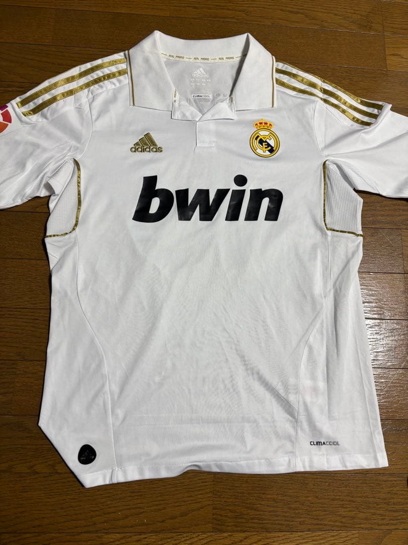 REAL MADRID ÖZIL 10番 シャツ