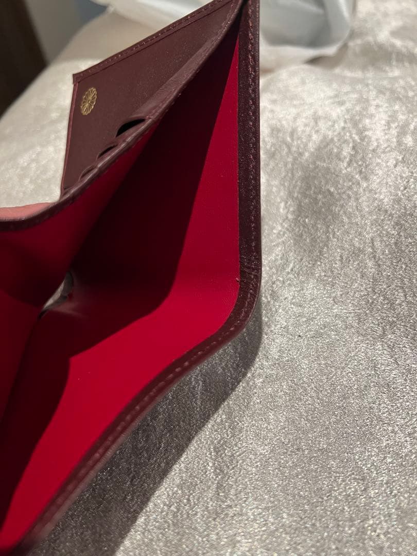 皇室　レザー 二つ折り財布　赤　東御苑 本革