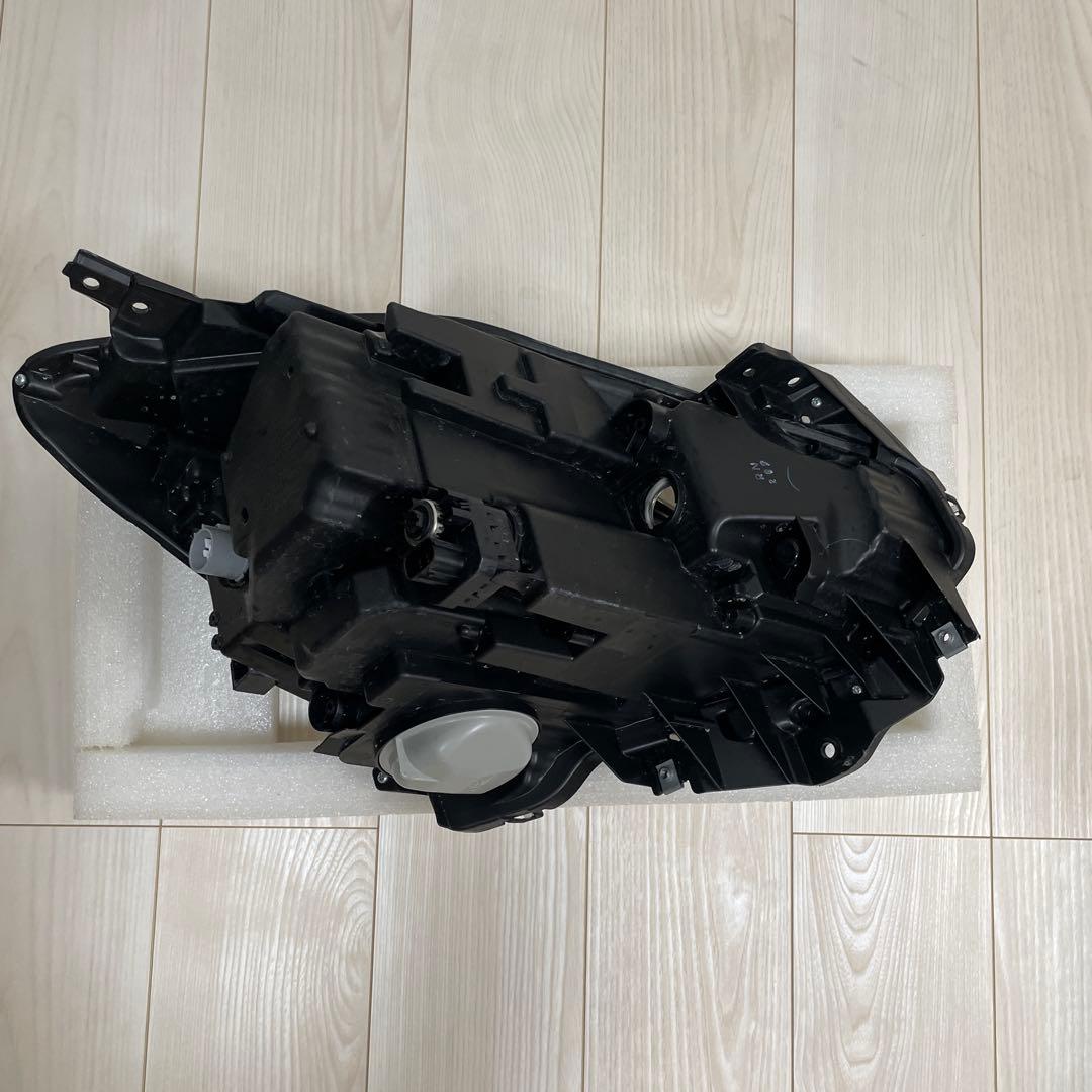 スズキ ZC33S スイフトスポーツ ヘッドライト 左 LED ヘッドランプ