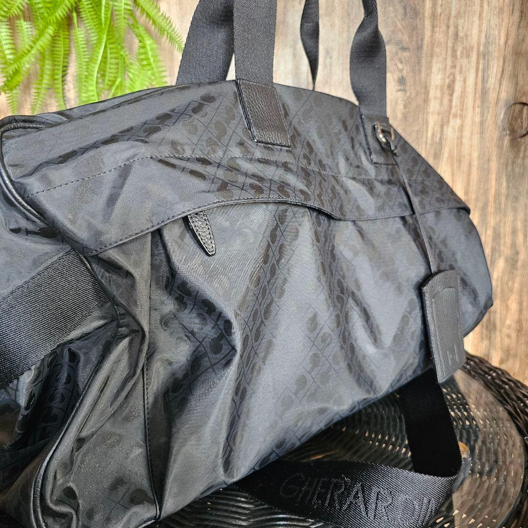 GHERARDINI　ゲラルディーニ　ブラックナイロンボストンバッグ