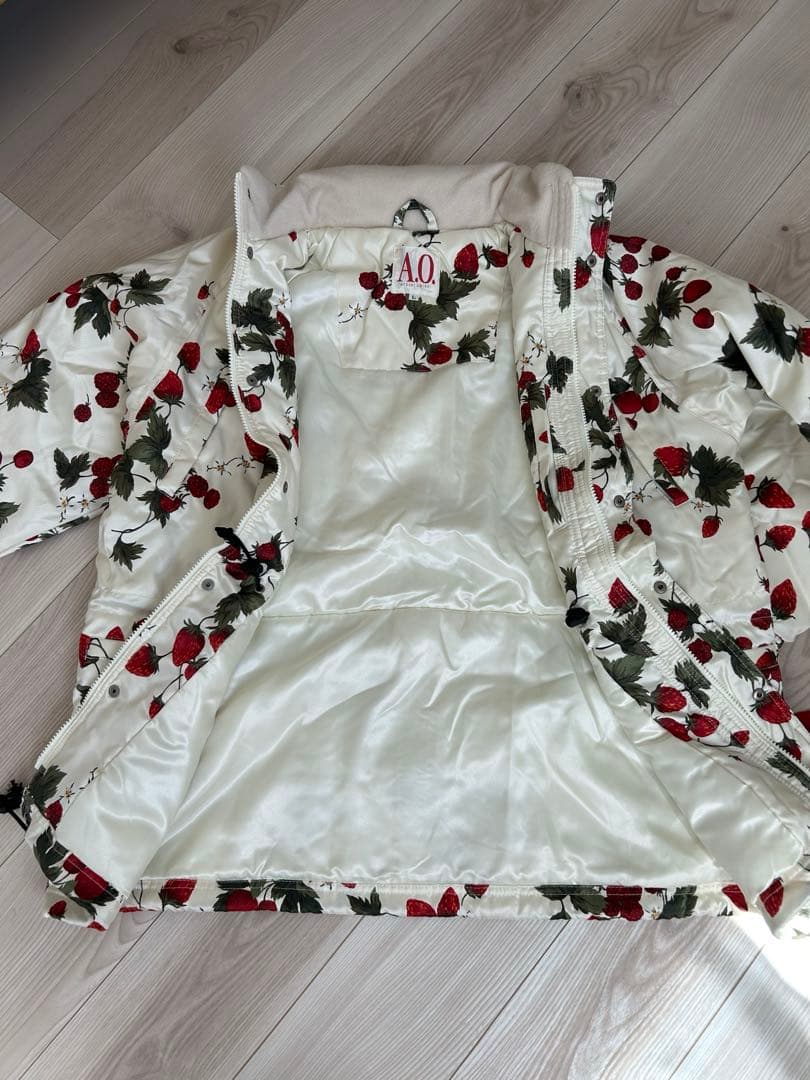 アツキオオニシ　スノボジャケット