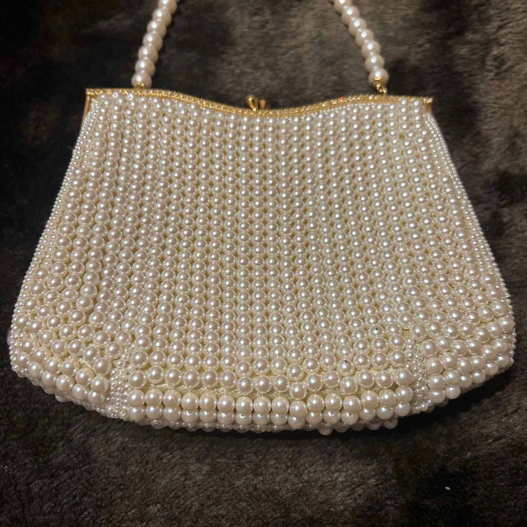 【美品】LUMY はしもと 皇室御用達 パールビーズ　パーティーバッグ