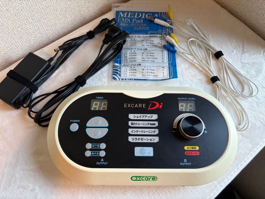 エクスケアD i 複合高周波　楽トレ　EXCARE Di 未使用パッド付き