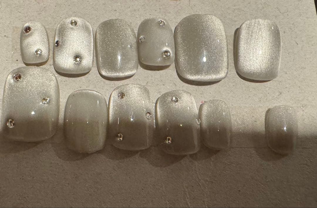 エバーネイル　リピネイル　白