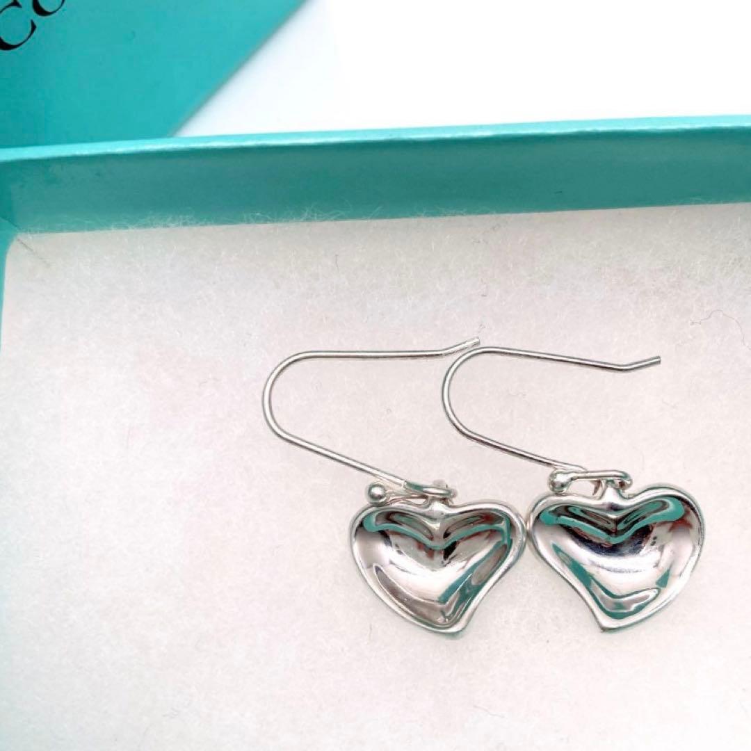 【美品】✨Tiffany & Co. ✨カーブドハート　ピアス