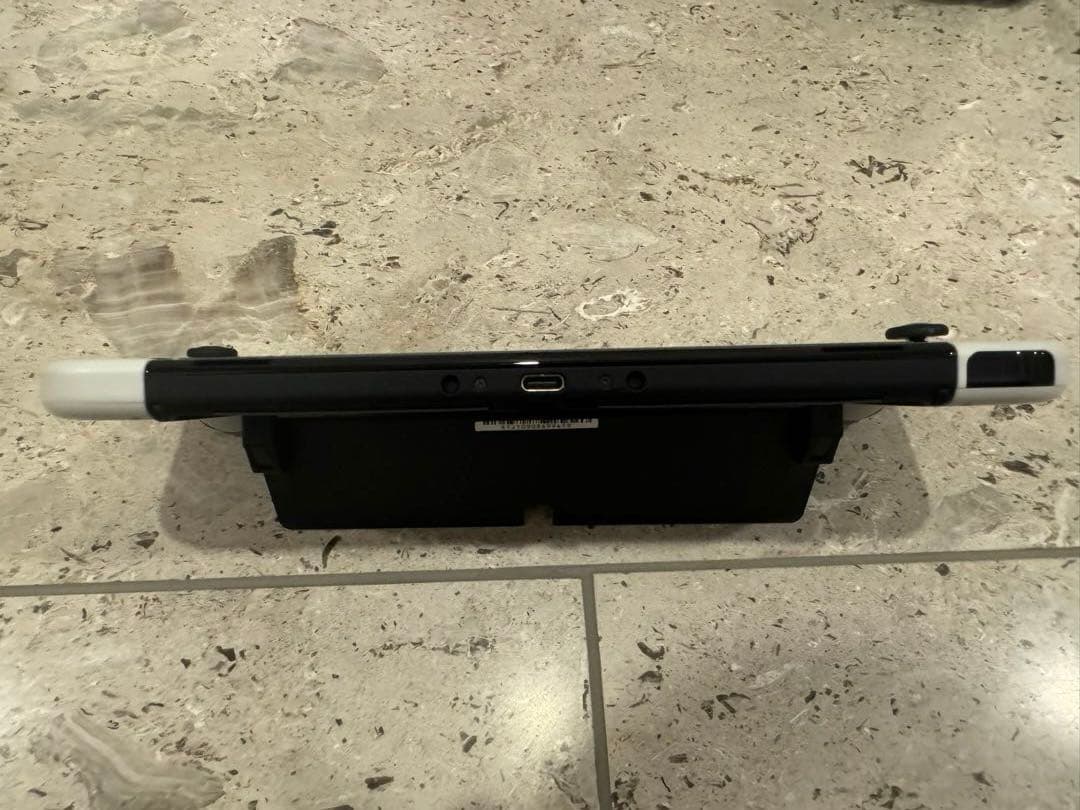 超美品　Nintendo Switch 有機EL ニンテンドースイッチ　本体