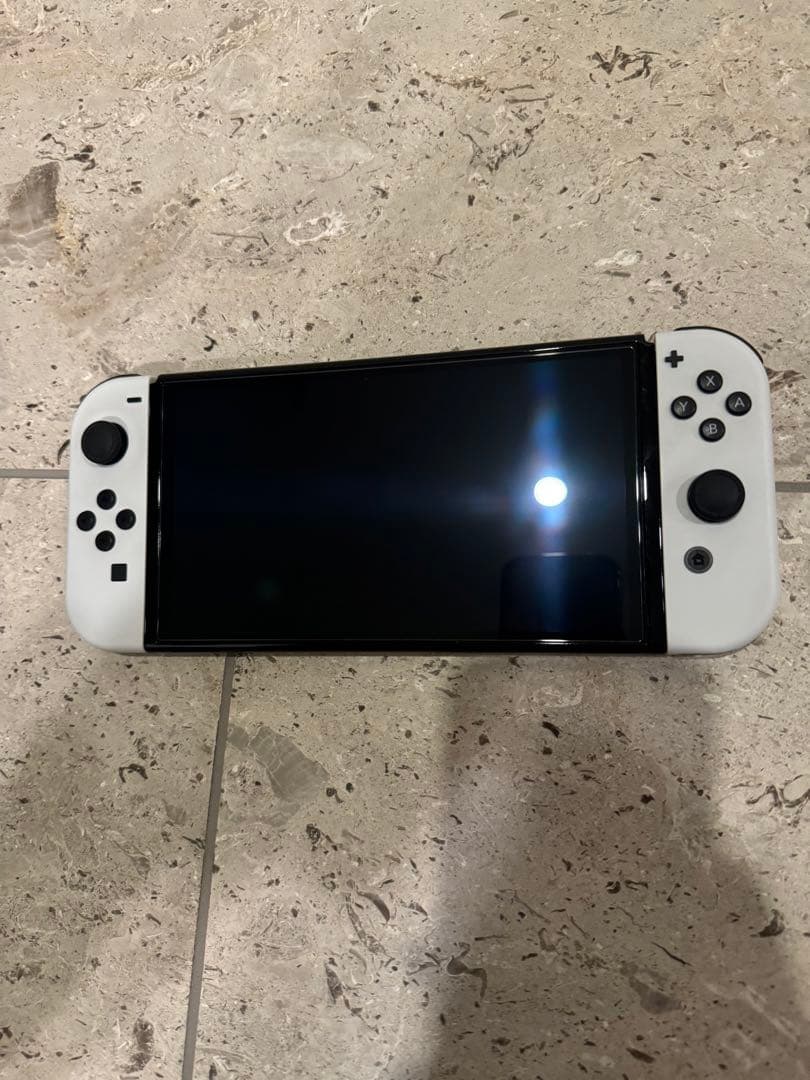 超美品　Nintendo Switch 有機EL ニンテンドースイッチ　本体