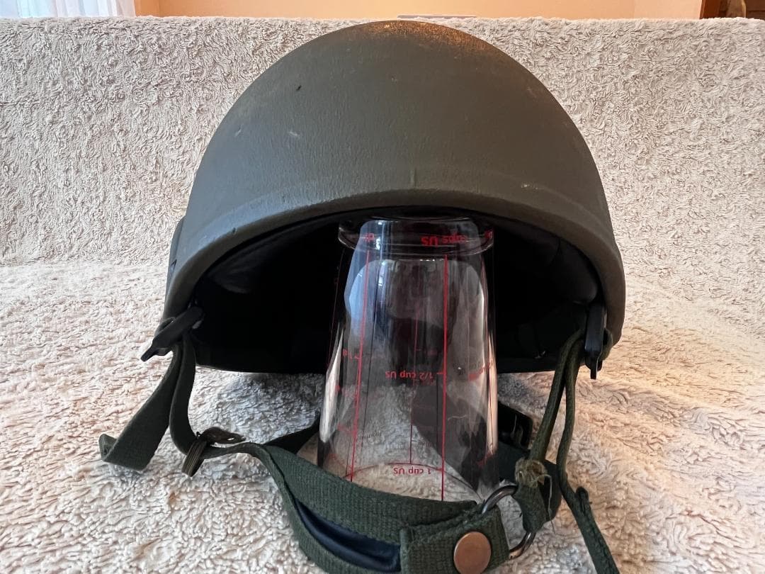 イギリス軍 MK6 ケブラー　軍ヘルメット　未使用実物