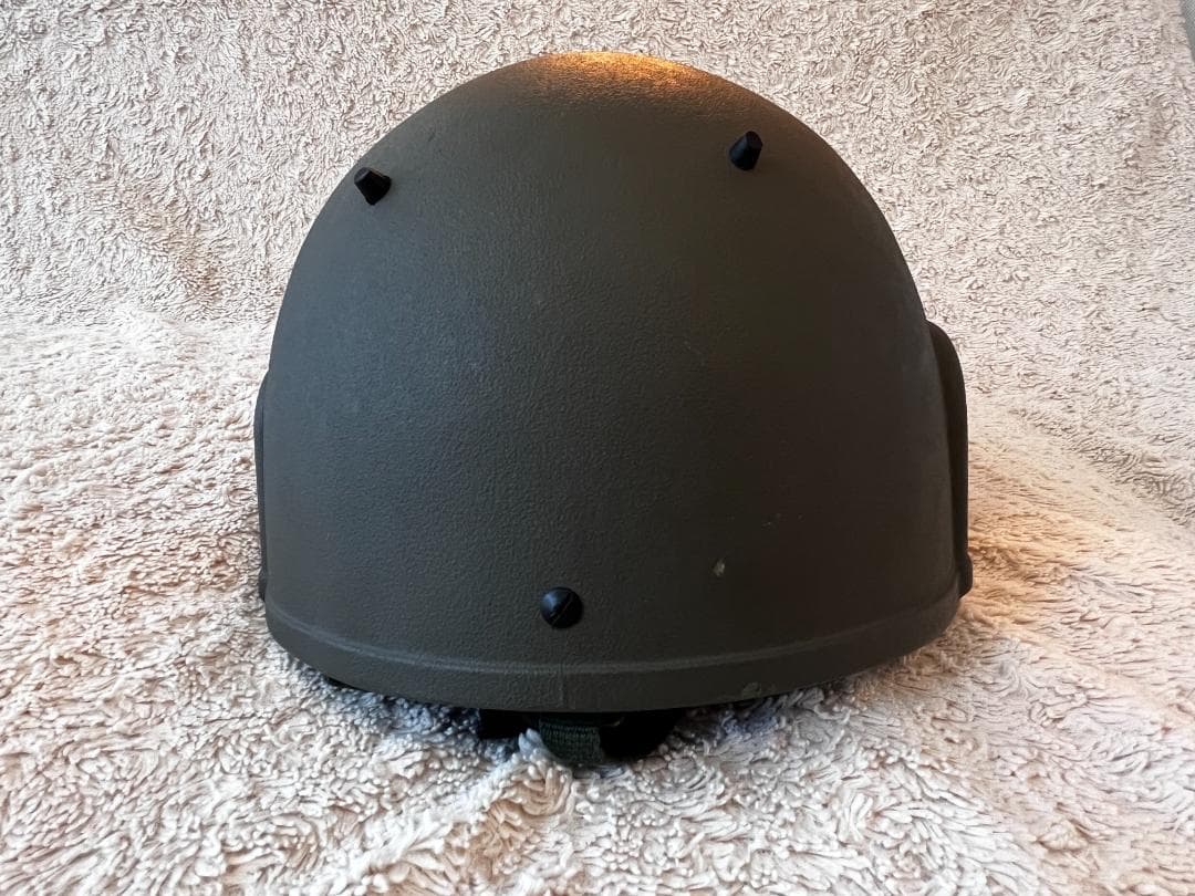 イギリス軍 MK6 ケブラー　軍ヘルメット　未使用実物