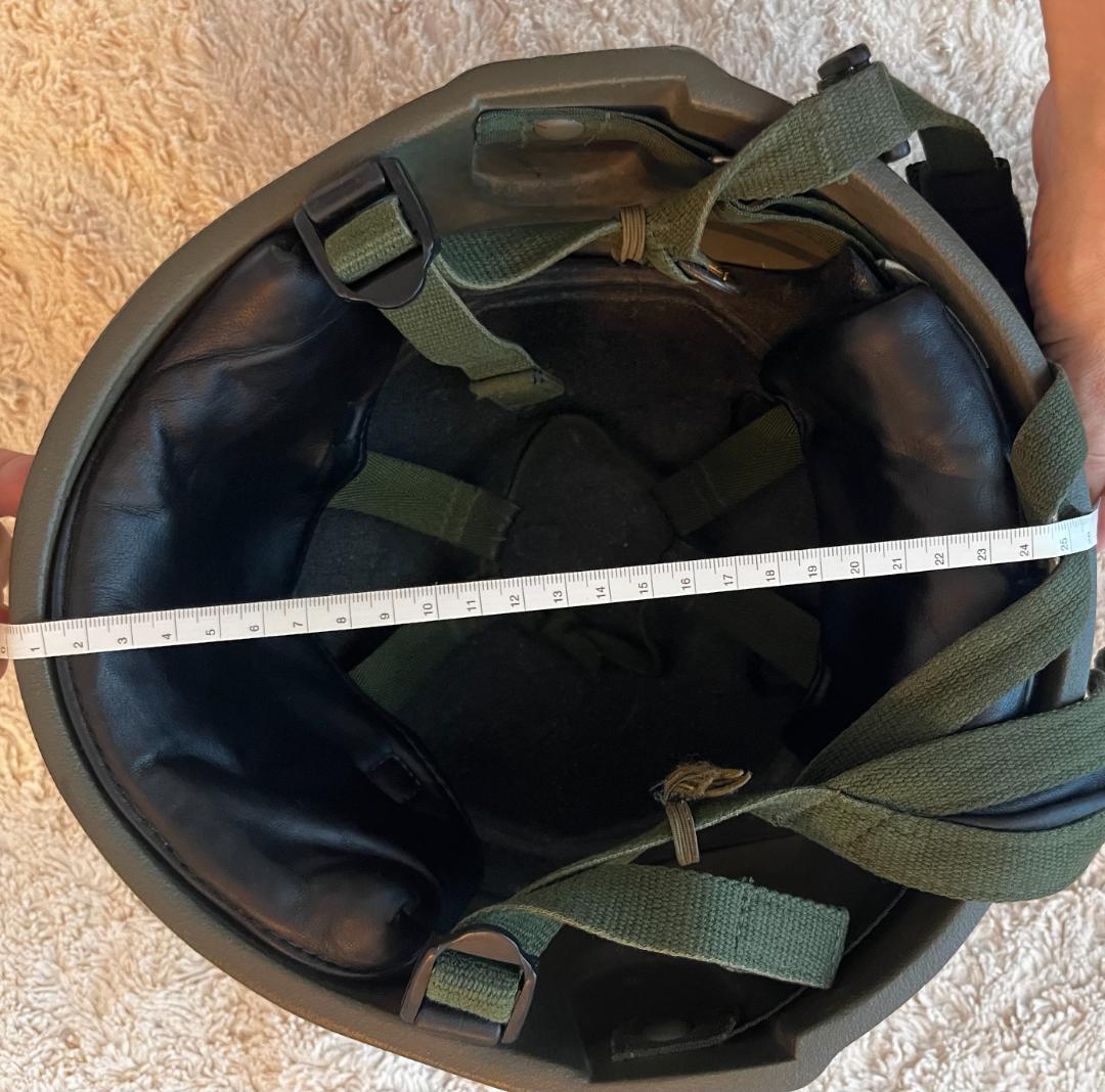 イギリス軍 MK6 ケブラー　軍ヘルメット　未使用実物