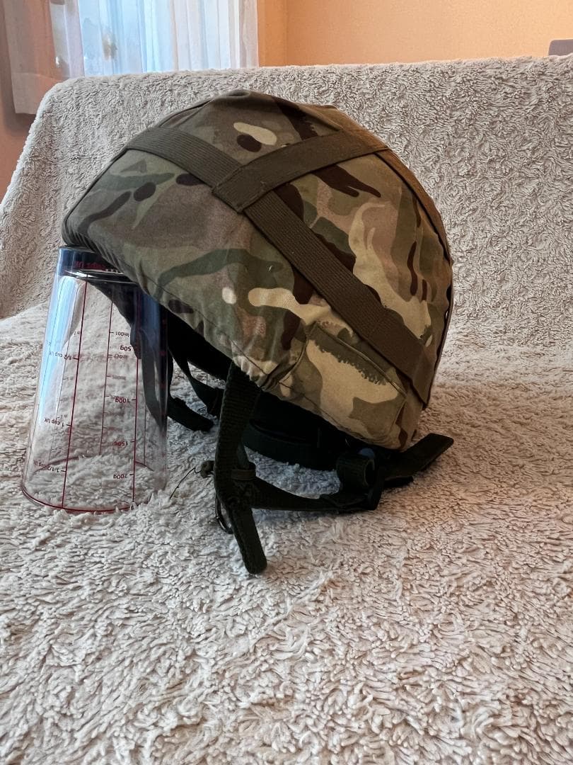 イギリス軍 MK6 ケブラー　軍ヘルメット　未使用実物