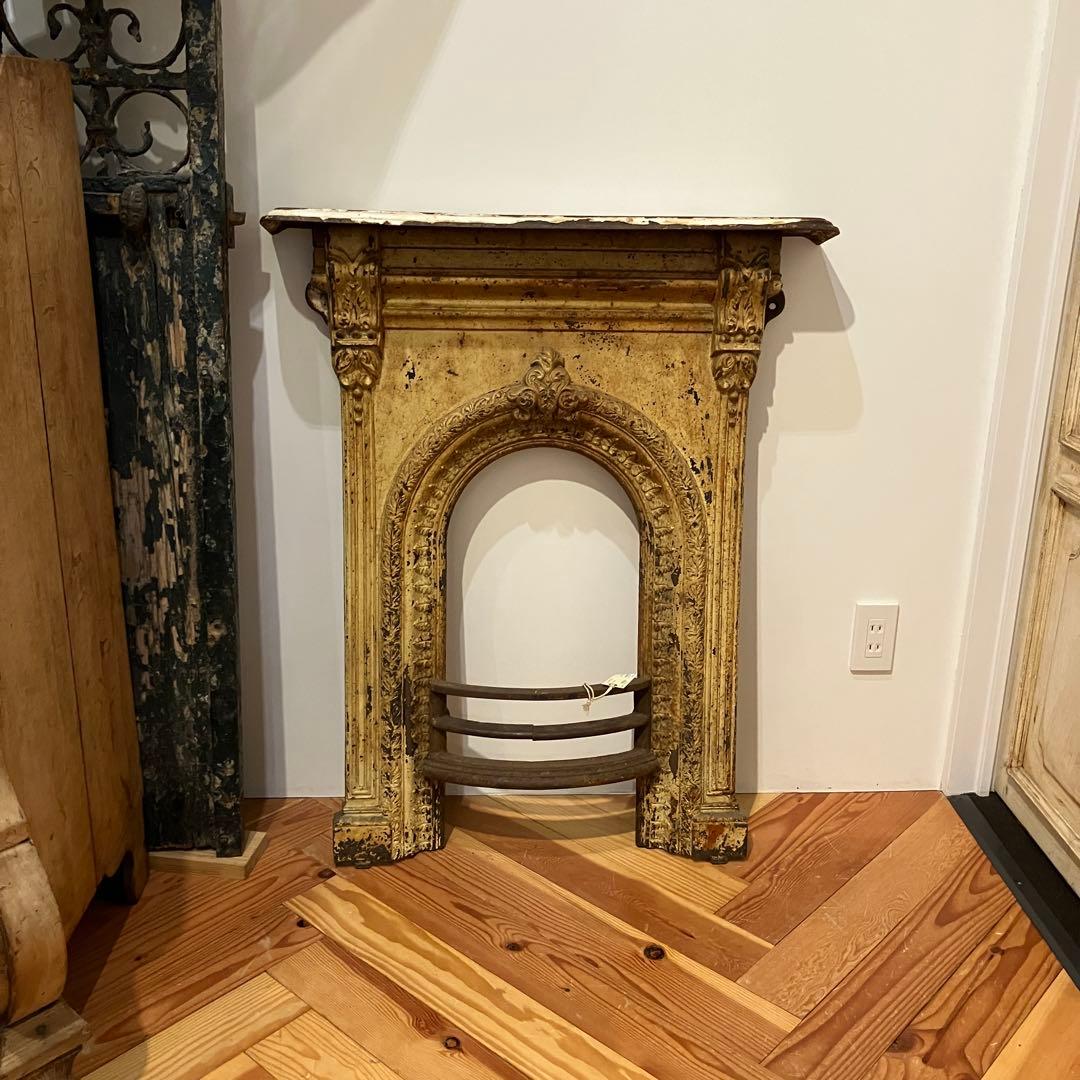 アンティーク　白マントルピース　鉄製