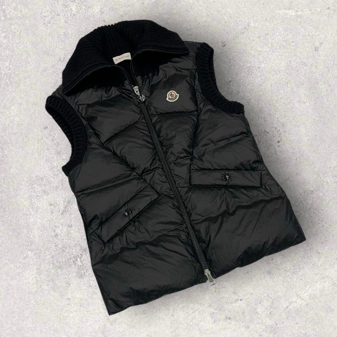 12092【美品・QR鑑定済み】モンクレール　ニット × ダウンベスト　黒