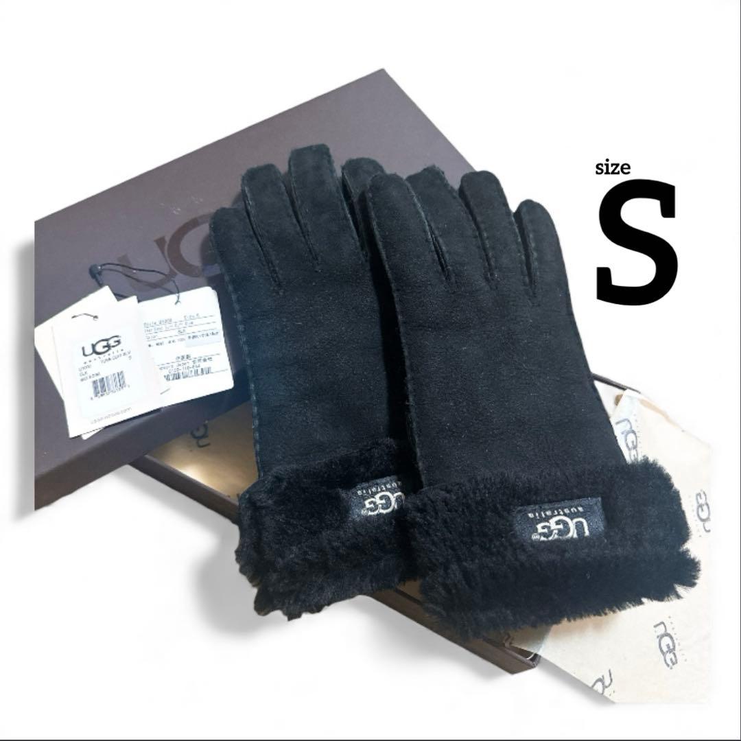 【UGG アグ】カフグローブ シープスキン ムートン手袋 S ロゴ レザー ボア