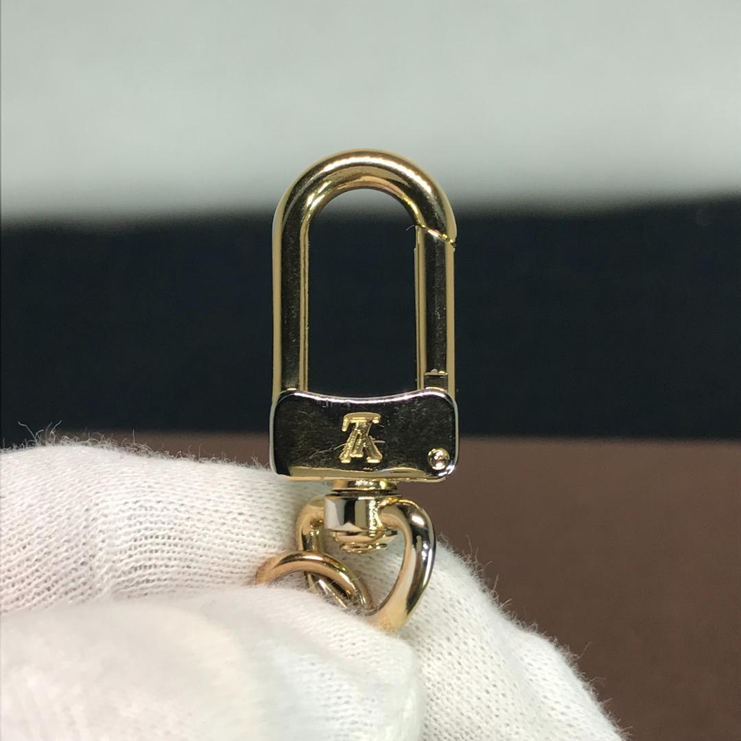 LOUIS VUITTON ルイヴィトン ウォレットチェーン ロゴ 財布