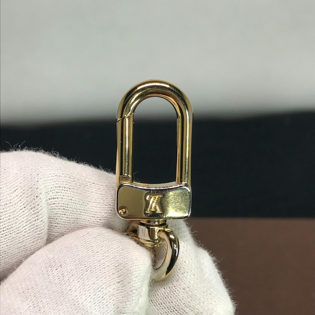 LOUIS VUITTON ルイヴィトン ウォレットチェーン ロゴ 財布