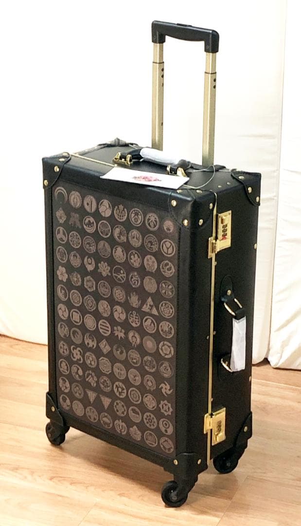 新品未使用　『刀剣乱舞　トランク型キャリーケース』　バンダイ