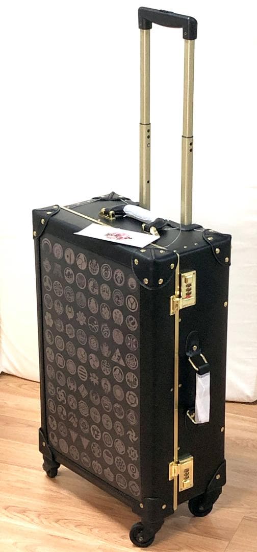 新品未使用　『刀剣乱舞　トランク型キャリーケース』　バンダイ