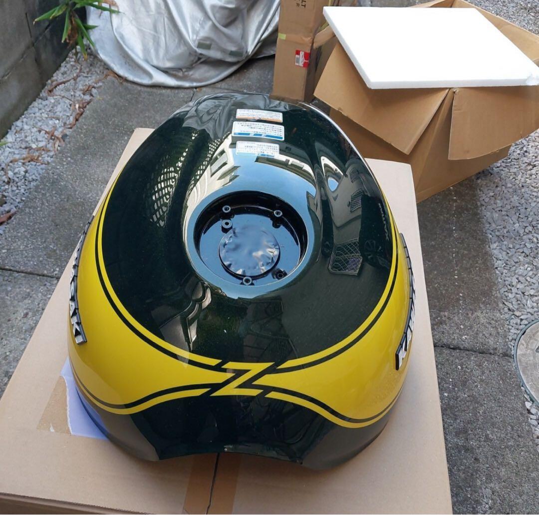 KAWASAKI タンク イエローボールエディション