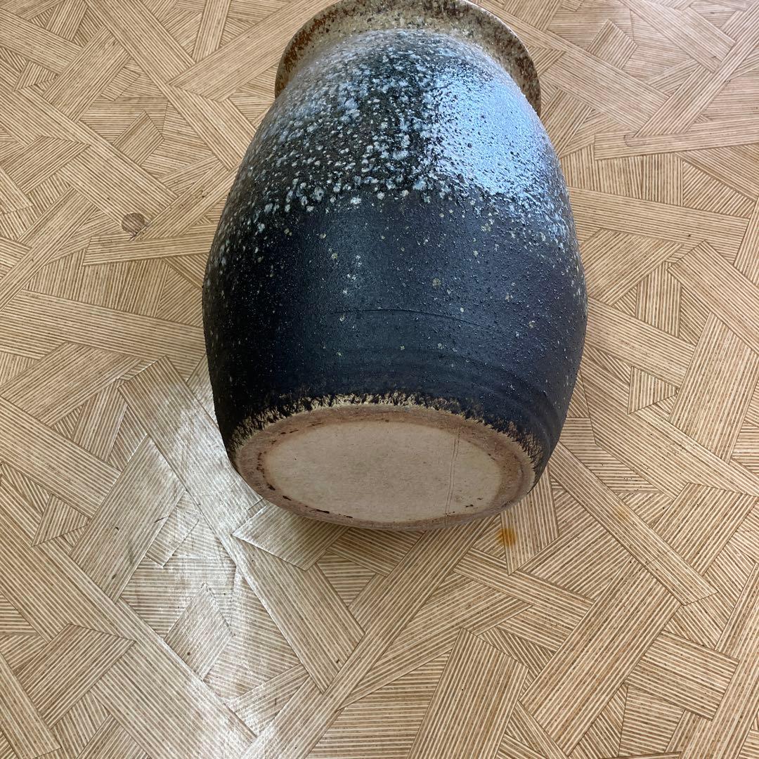 お値下げしました。信楽焼白古壺型傘立て