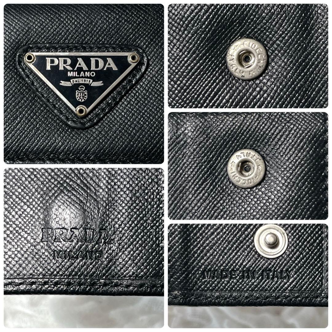 PRADA ブラック サフィアーノレザー キーケース　三角　トライアングル　6連