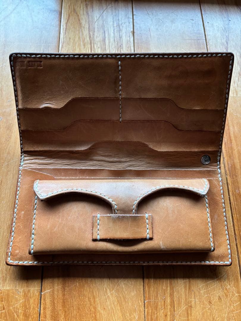 ◾️BLANK HEAD フルカービング ロングウォレット