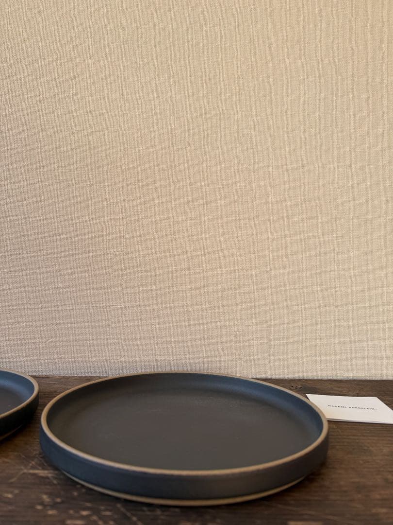 HASAMI PORCELAIN ダークグレー2枚セット22センチ　黒　マット
