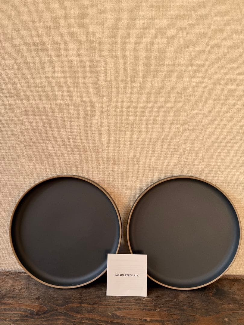 HASAMI PORCELAIN ダークグレー2枚セット22センチ　黒　マット