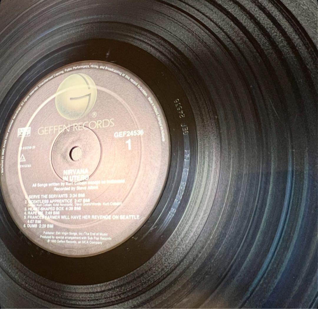 期間限定値下げ　NIRVANA IN UTERO EUオリジナル盤