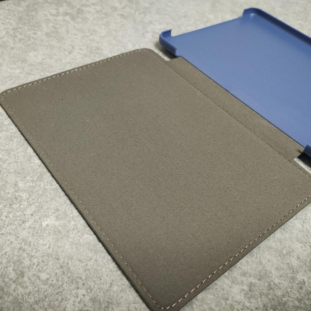 Meebook M6 ケース付きです。