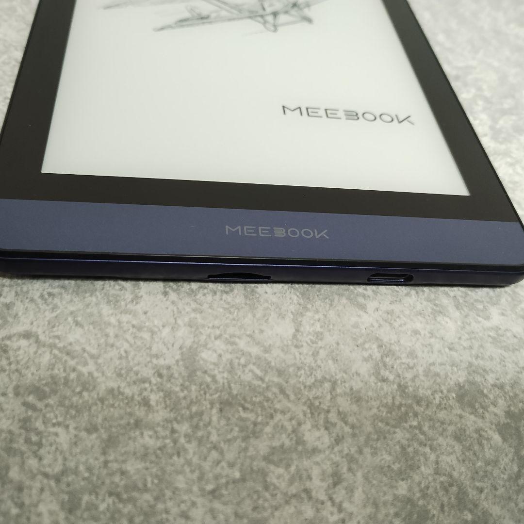 Meebook M6 ケース付きです。