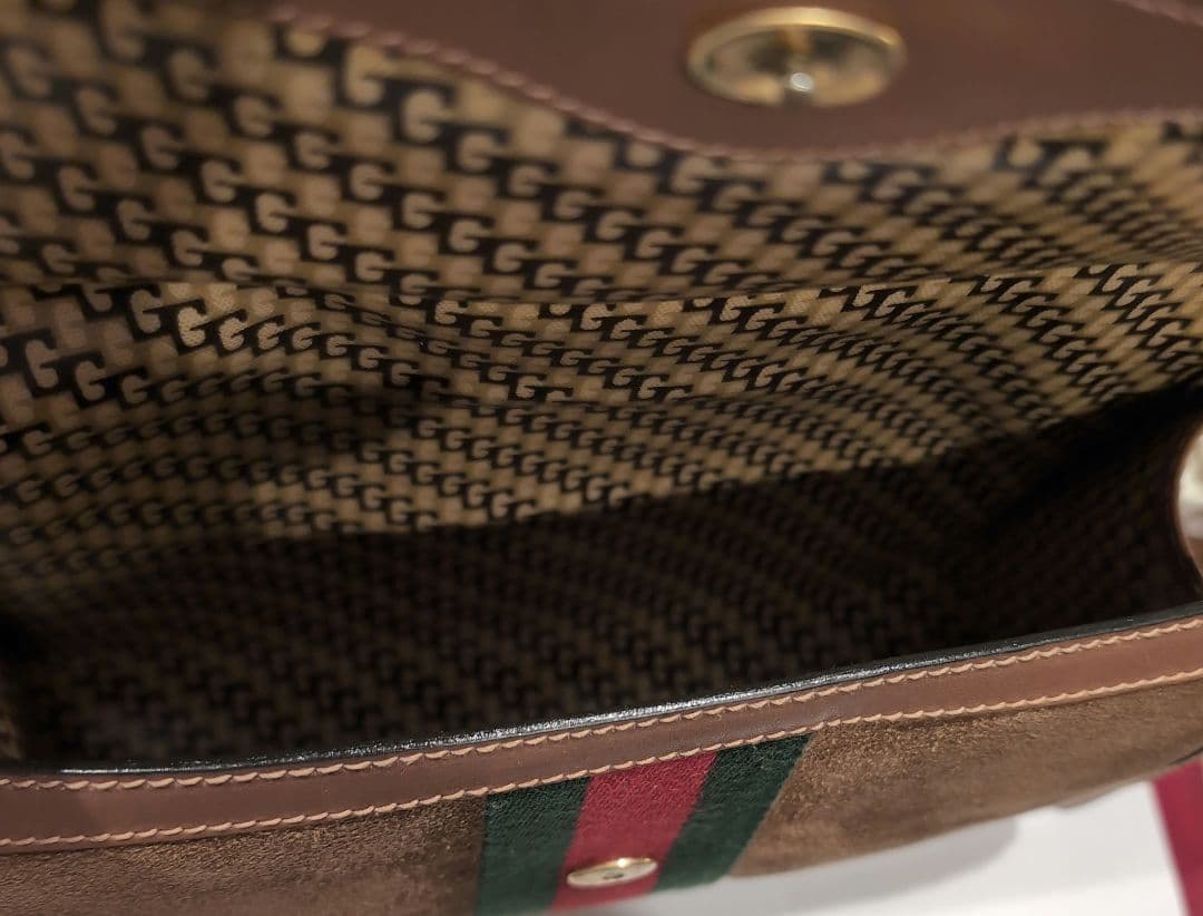 ビンテージGucci スエード クラッチバッグ