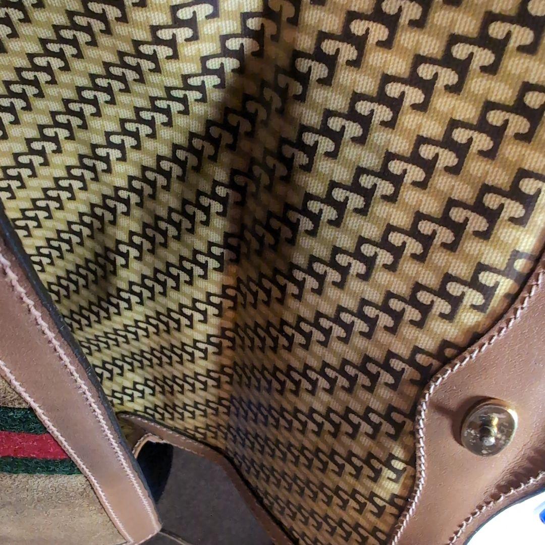 ビンテージGucci スエード クラッチバッグ