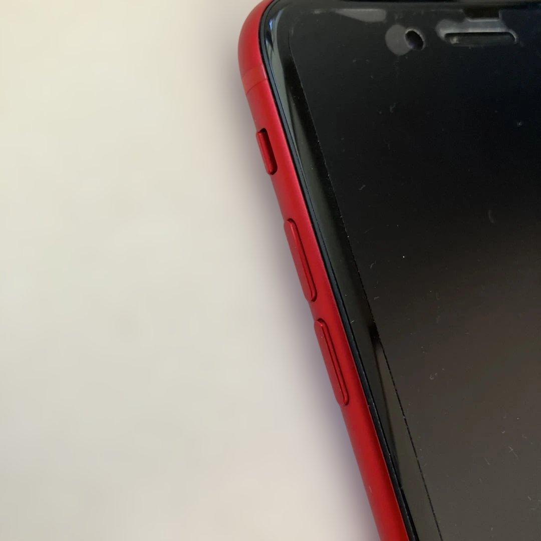 iPhone (PRODUCT)RED 赤