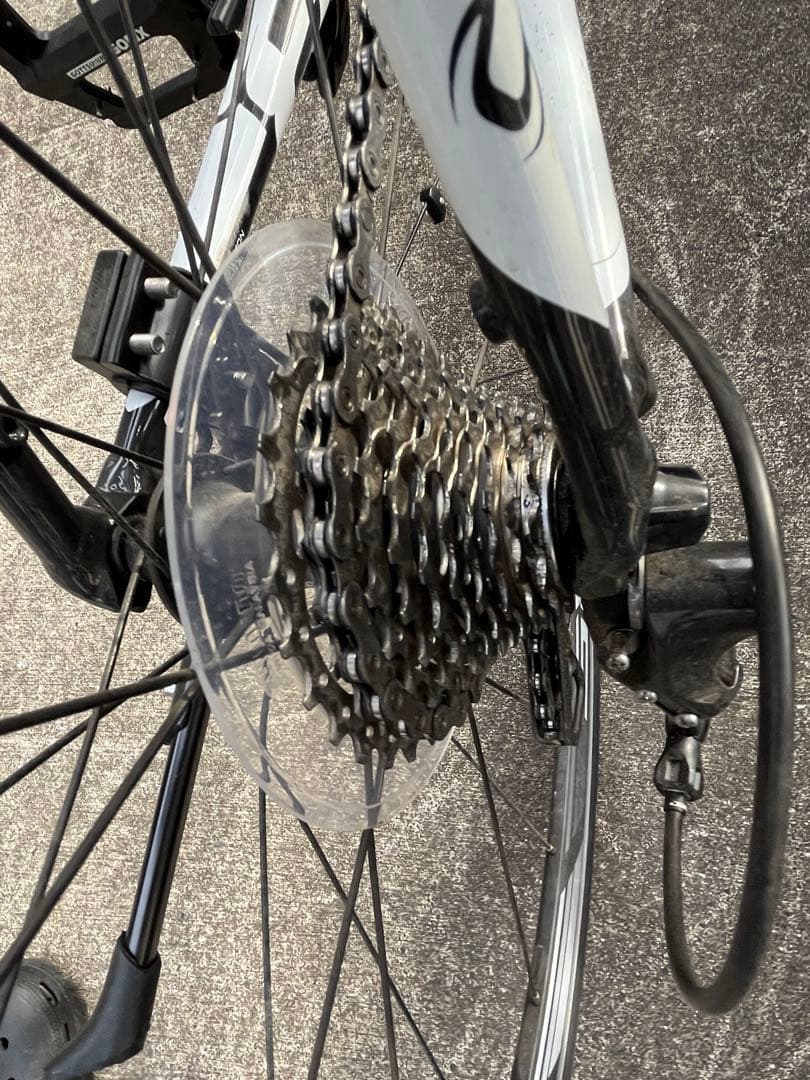 Cannondale ロードバイク　CAAD8 105