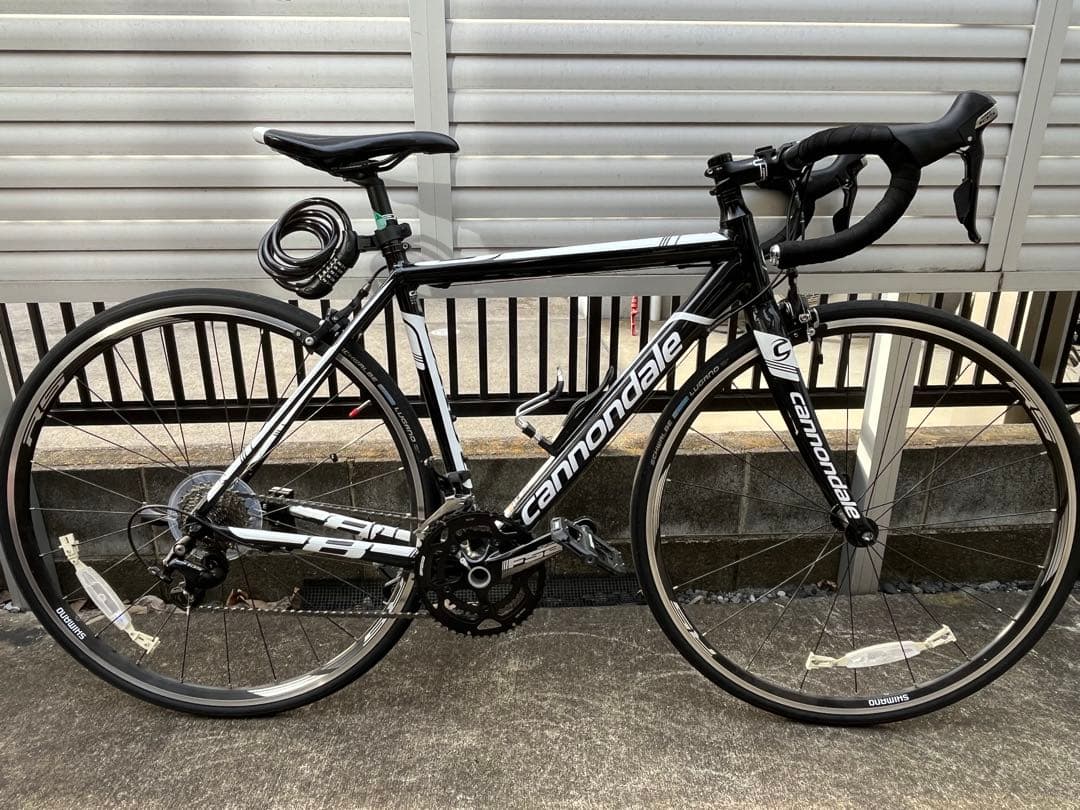 Cannondale ロードバイク　CAAD8 105
