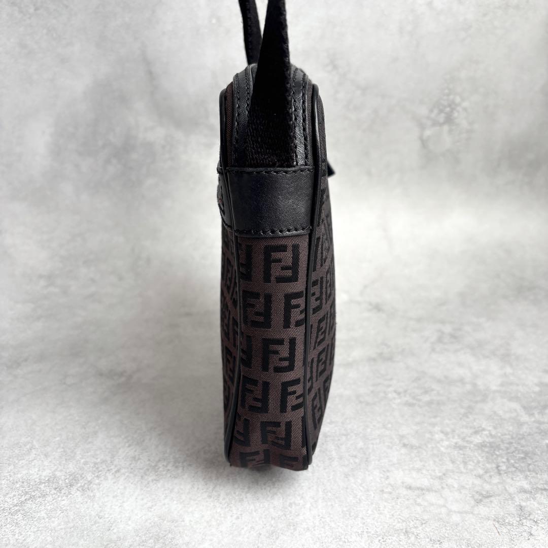 お値下げ済み!FENDI ズッキーノ クロスボディ FFロゴ ショルダーバッグ
