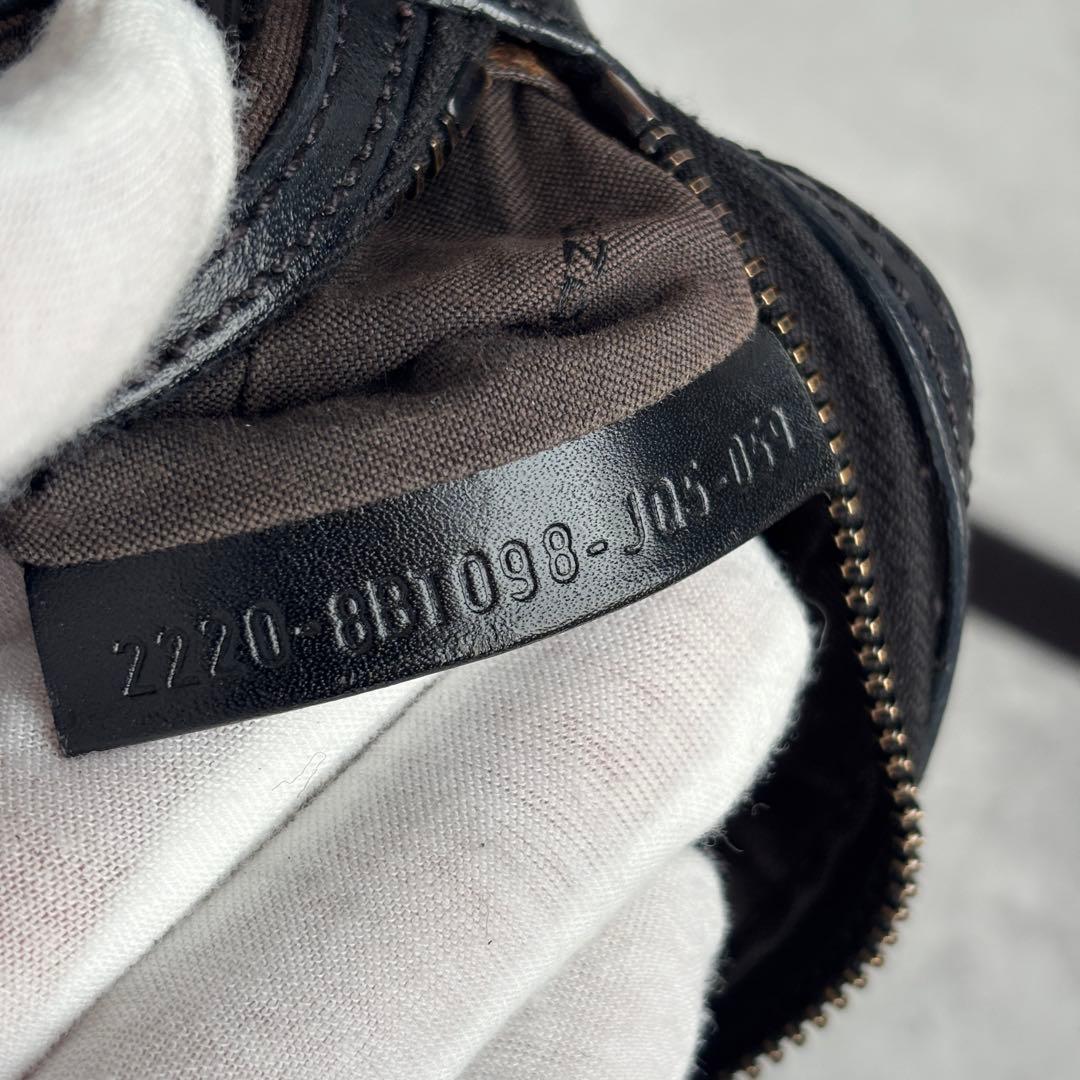 お値下げ済み!FENDI ズッキーノ クロスボディ FFロゴ ショルダーバッグ