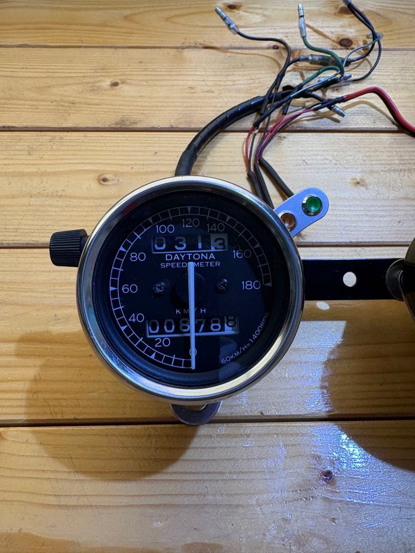 SR400 SR500 デイトナ機械式スピードメーター、タコメーター