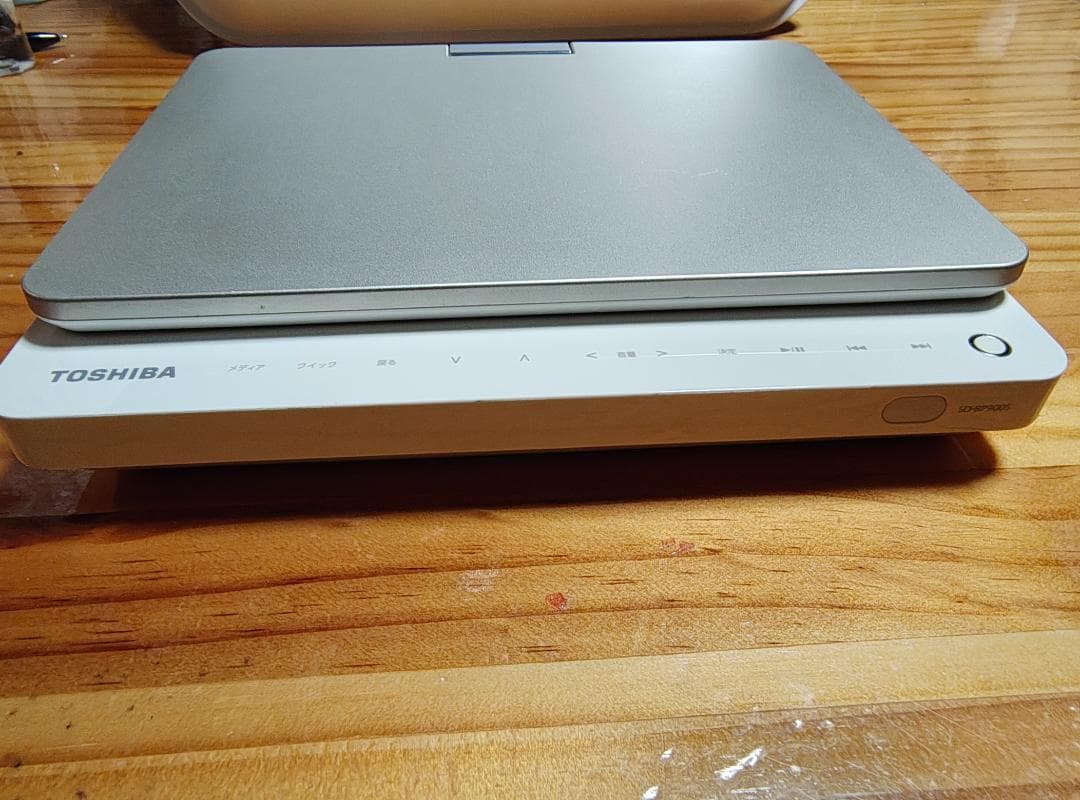 TOSHIBA REGZA ポータブルブルーレイプレーヤーSD-BP900S