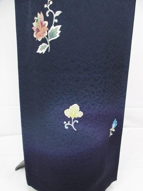 新品同様！アールデコ柄＊手描き＊濃いネイビー＊高級＊訪問着＊１５８ｃｍ＊裄６６